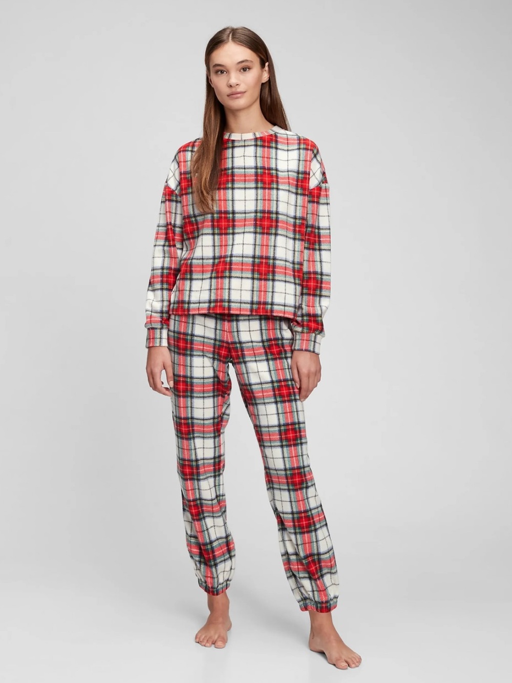 Gap Body Women’s Red Green Plaid Fleece Pajama Set Long Sleeves and Joggers